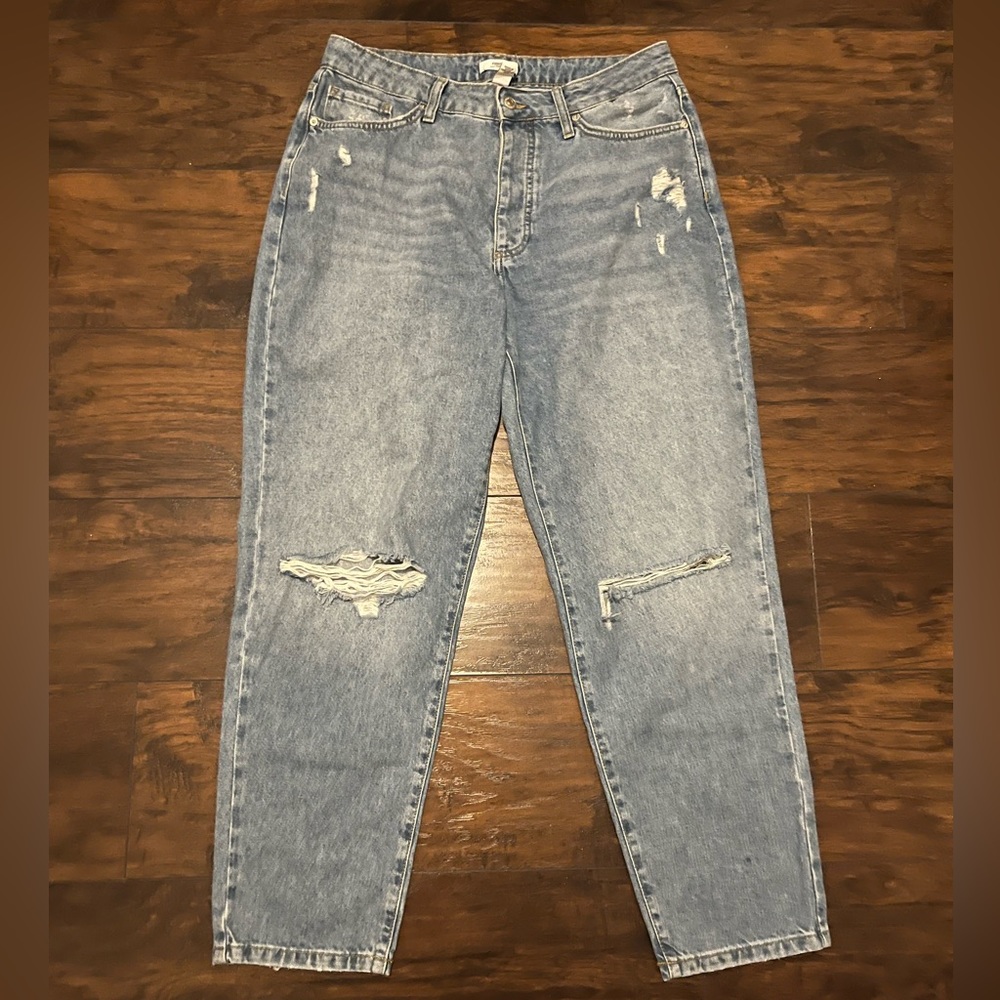 High Rise Mom Jean